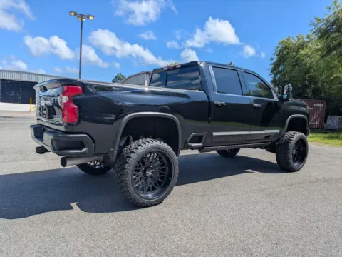 More photos of 2024 Chevrolet Silverado 2500 HD High Country at Woody Folsom Chrysler Dodge Jeep Ram of Vidalia, GA