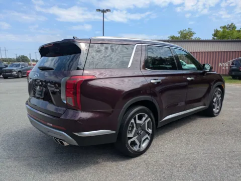 More photos of 2024 Hyundai Palisade Limited at Woody Folsom Chrysler Dodge Jeep Ram of Vidalia, GA