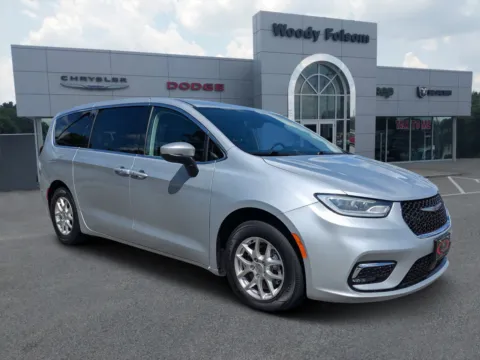 Silver 2023 Chrysler Pacifica Touring L for sale in Vidalia, GA
