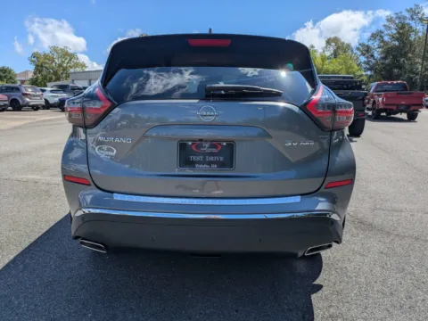 More photos of 2023 Nissan Murano SV at Woody Folsom Chrysler Dodge Jeep Ram of Vidalia, GA