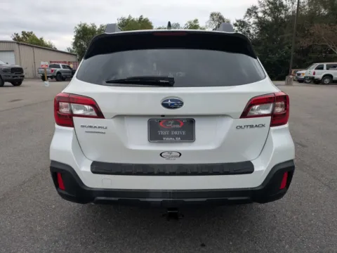 More photos of 2019 Subaru Outback Limited at Woody Folsom Chrysler Dodge Jeep Ram of Vidalia, GA