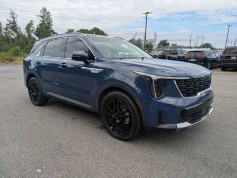 Photos of 2024 Kia Sorento S for sale in Vidalia, GA at Woody Folsom Chrysler Dodge Jeep Ram of Vidalia