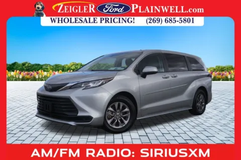 Silver 2021 Toyota Sienna LE for sale in Plainwell, MI