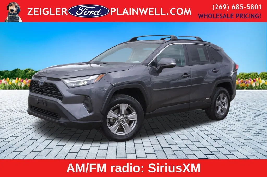 Green 2022 Toyota RAV4 Hybrid XLE for sale in Plainwell, MI