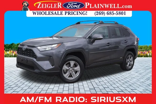2022 Toyota RAV4 XLE's photo