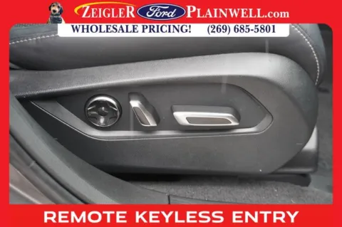 More photos of 2023 Acura RDX Technology Package at Zeigler Ford of Plainwell, MI
