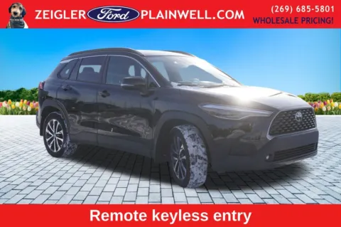 More photos of 2023 Toyota Corolla Cross XLE at Zeigler Ford of Plainwell, MI