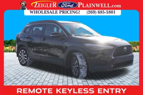 More photos of 2023 Toyota Corolla Cross XLE at Zeigler Ford of Plainwell, MI