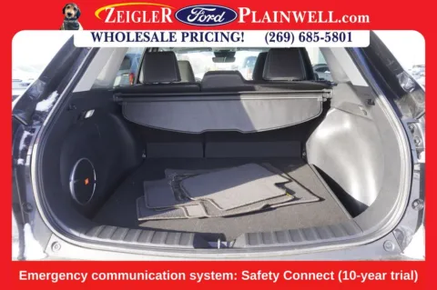 More photos of 2023 Toyota Corolla Cross XLE at Zeigler Ford of Plainwell, MI