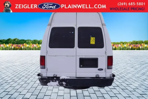 More photos of 2013 Ford E-250 Passenger Wagon at Zeigler Ford of Plainwell, MI