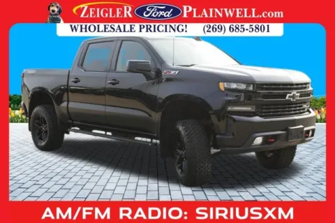More photos of 2019 Chevrolet Silverado 1500 LT Trail Boss at Zeigler Ford of Plainwell, MI