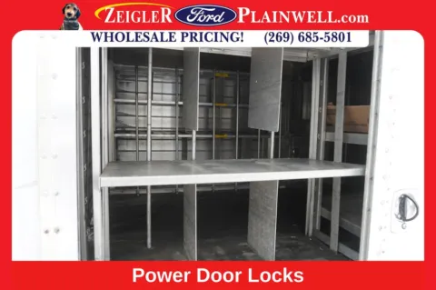 More photos of 2015 Chevrolet Express 4500 at Zeigler Ford of Plainwell, MI