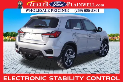 More photos of 2024 Mitsubishi Outlander Sport 2.0 SE at Zeigler Ford of Plainwell, MI