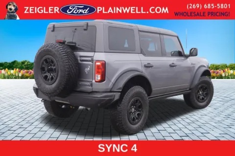 Another view of 2023 Ford Bronco Black Diamond for sale in Plainwell, MI at Zeigler Ford of Plainwell
