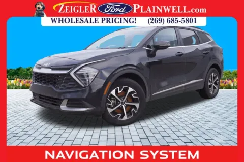 Black 2024 Kia Sportage Hybrid EX for sale in Plainwell, MI