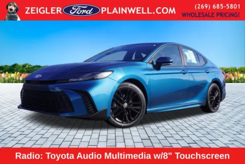 Black 2025 Toyota Camry SE for sale in Plainwell, MI