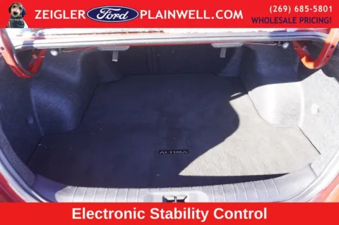 More photos of 2024 Nissan Altima 2.5 SV at Zeigler Ford of Plainwell, MI