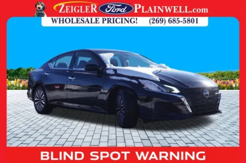 More photos of 2024 Nissan Altima 2.5 SV at Zeigler Ford of Plainwell, MI