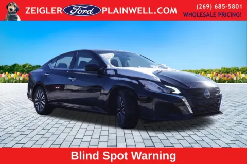 More photos of 2024 Nissan Altima 2.5 SV at Zeigler Ford of Plainwell, MI