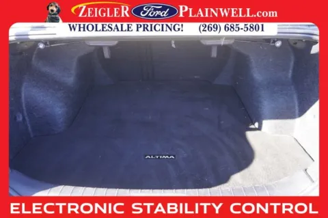 More photos of 2024 Nissan Altima 2.5 SV at Zeigler Ford of Plainwell, MI