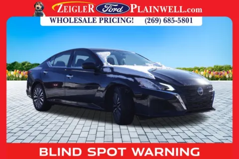 More photos of 2024 Nissan Altima 2.5 SV at Zeigler Ford of Plainwell, MI