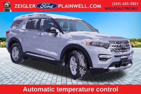More photos of 2024 Ford Explorer XLT at Zeigler Ford of Plainwell, MI