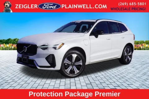 White 2023 Volvo XC60 Recharge Plug-In Hybrid T8 Plus Dark Theme for sale in Plainwell, MI