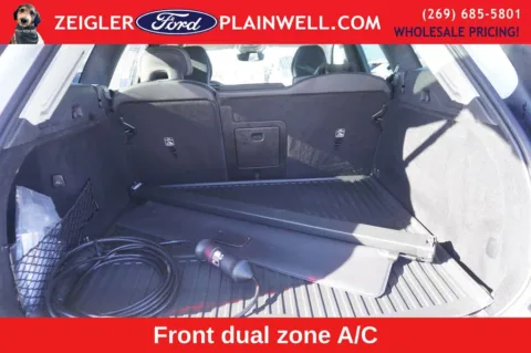 More photos of 2023 Volvo XC60 Recharge Plug-In Hybrid T8 Plus Dark Theme at Zeigler Ford of Plainwell, MI