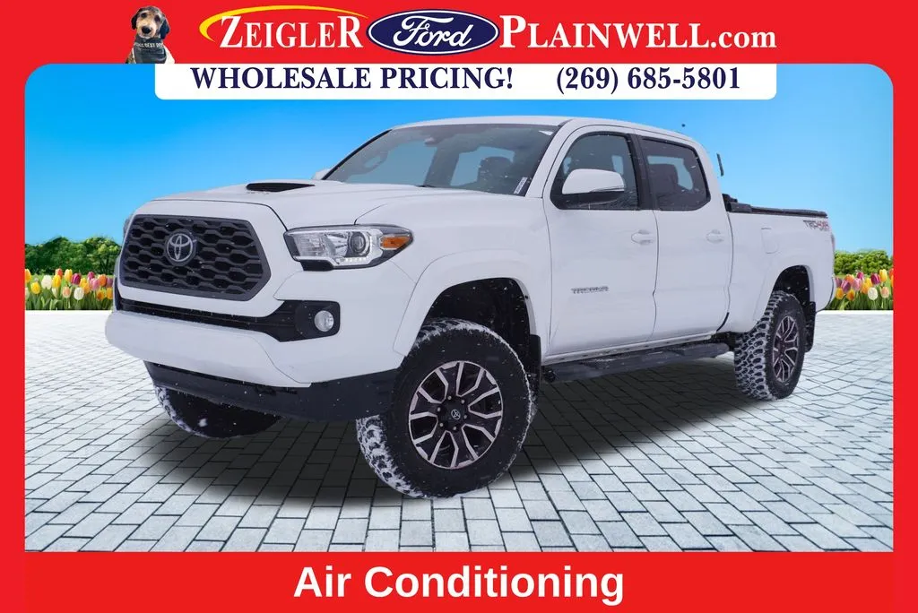 White 2020 Toyota Tacoma TRD Sport for sale in Plainwell, MI