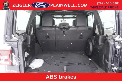 More photos of 2022 Jeep Wrangler Unlimited Sahara High Altitude at Zeigler Ford of Plainwell, MI