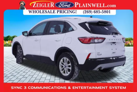 Another view of 2022 Ford Escape Hybrid SE for sale in Plainwell, MI at Zeigler Ford of Plainwell
