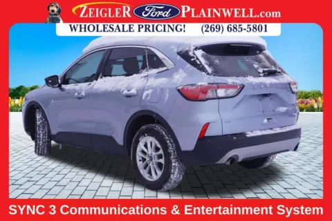 Photos of 2022 Ford Escape SE for sale in Plainwell, MI at Zeigler Ford of Plainwell