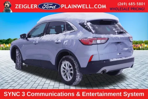 Photos of 2022 Ford Escape SE for sale in Plainwell, MI at Zeigler Ford of Plainwell