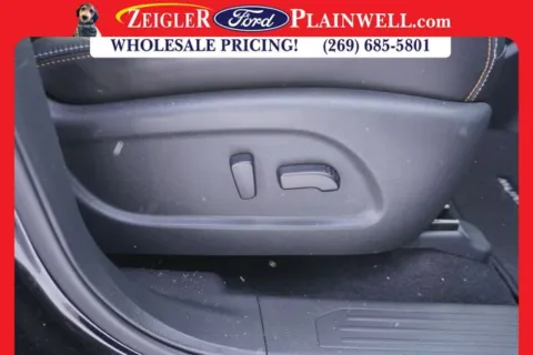 More photos of 2021 Nissan Murano Platinum at Zeigler Ford of Plainwell, MI