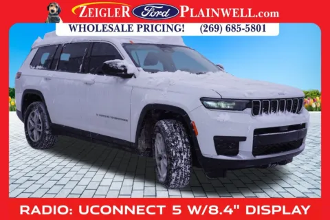 More photos of 2021 Jeep Grand Cherokee L Laredo at Zeigler Ford of Plainwell, MI