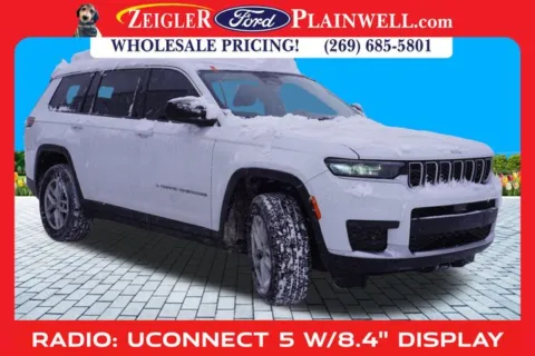 More photos of 2021 Jeep Grand Cherokee L Laredo at Zeigler Ford of Plainwell, MI