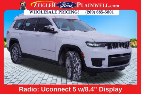 More photos of 2021 Jeep Grand Cherokee L Laredo at Zeigler Ford of Plainwell, MI