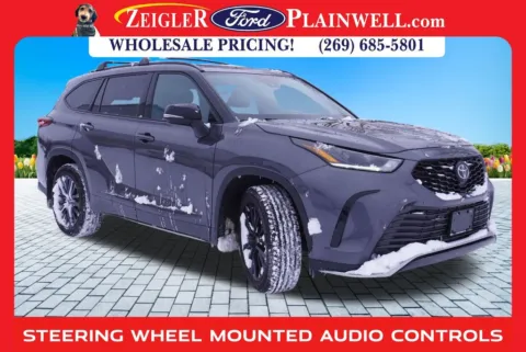 More photos of 2023 Toyota Highlander L at Zeigler Ford of Plainwell, MI