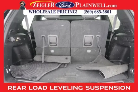 More photos of 2023 Jeep Grand Cherokee L Altitude at Zeigler Ford of Plainwell, MI