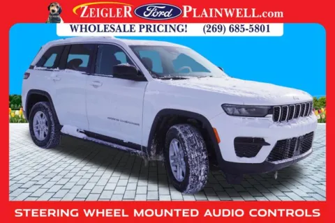 More photos of 2023 Jeep Grand Cherokee Laredo at Zeigler Ford of Plainwell, MI