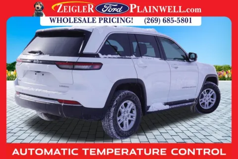 More photos of 2023 Jeep Grand Cherokee Laredo at Zeigler Ford of Plainwell, MI