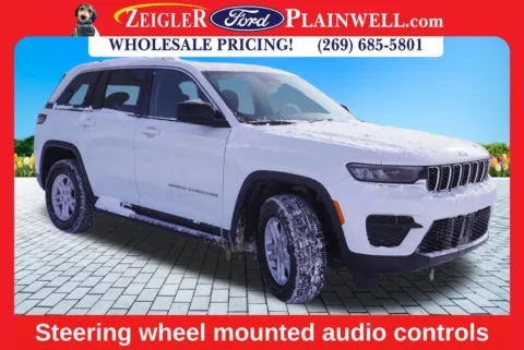 More photos of 2023 Jeep Grand Cherokee Laredo at Zeigler Ford of Plainwell, MI