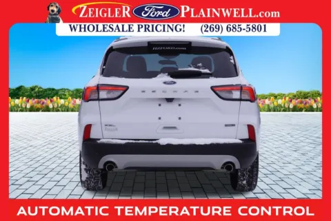 More photos of 2021 Ford Escape Hybrid SEL at Zeigler Ford of Plainwell, MI
