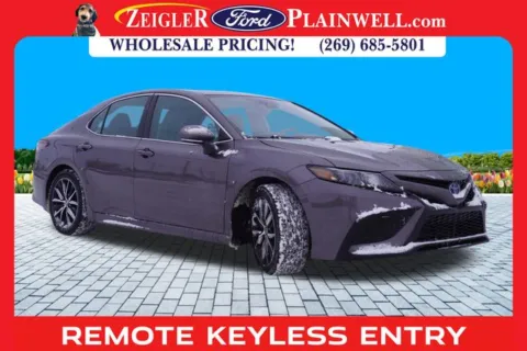 More photos of 2023 Toyota Camry Hybrid SE at Zeigler Ford of Plainwell, MI