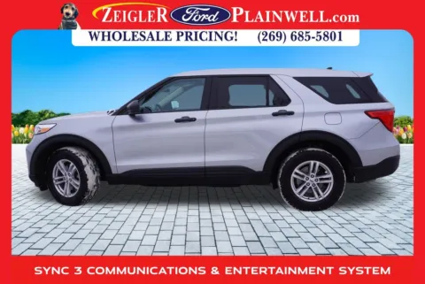 Another view of 2022 Ford Explorer for sale in Plainwell, MI at Zeigler Ford of Plainwell