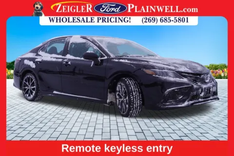 More photos of 2024 Toyota Camry SE at Zeigler Ford of Plainwell, MI