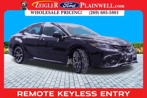 More photos of 2024 Toyota Camry SE at Zeigler Ford of Plainwell, MI