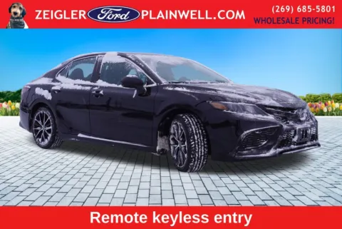 More photos of 2024 Toyota Camry SE at Zeigler Ford of Plainwell, MI