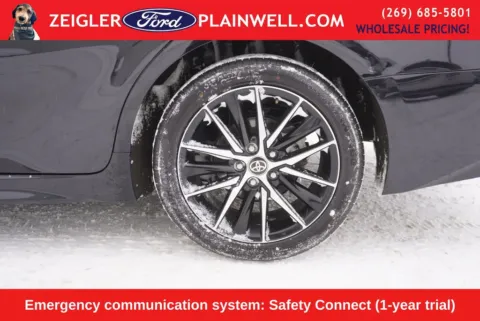 More photos of 2024 Toyota Camry SE at Zeigler Ford of Plainwell, MI