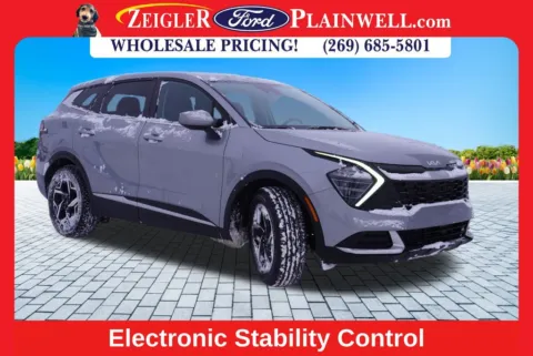 More photos of 2024 Kia Sportage LX at Zeigler Ford of Plainwell, MI